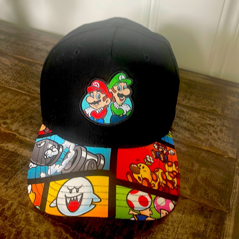 Super Mario hat OS